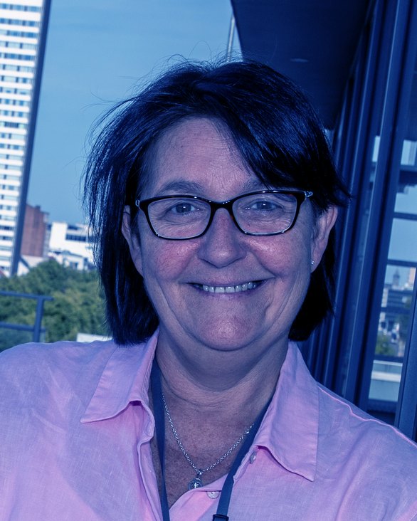 Sylvie Geilenkirchen, Secretary