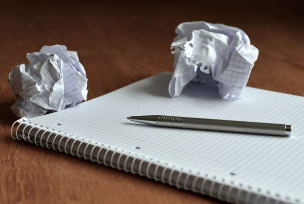 Décret inscriptions: un bilan catastrophique mais pas surprenant