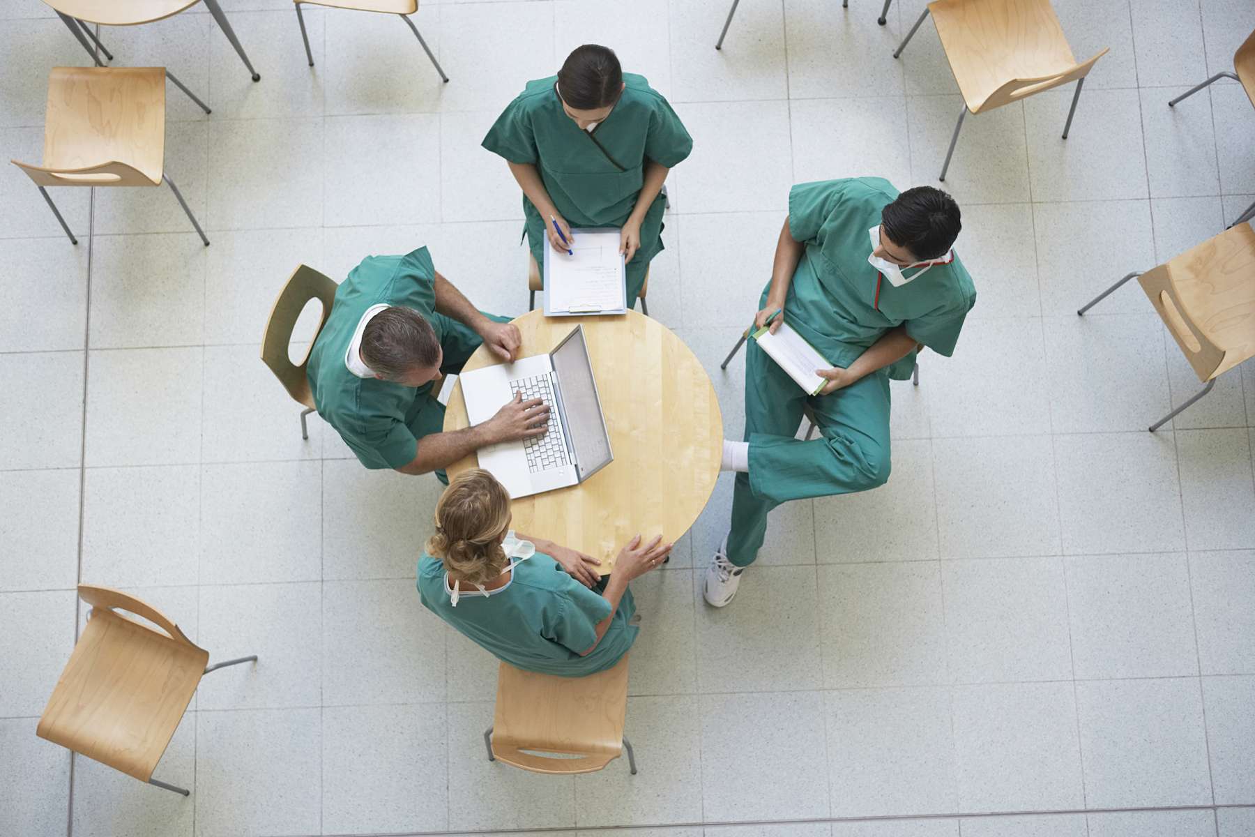 Le concours d’entrée en médecine et dentisterie aura lieu pour la première fois en 2023