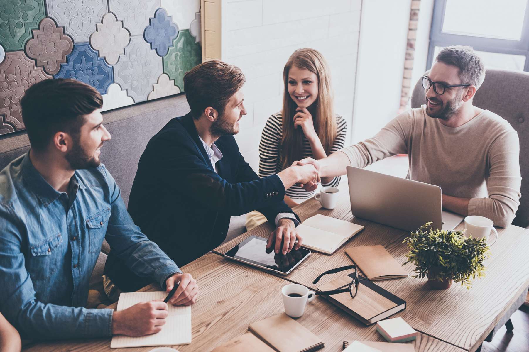 Aide aux jeunes à la croisée des secteurs : lancement d’un cycle de quatre journées de travail