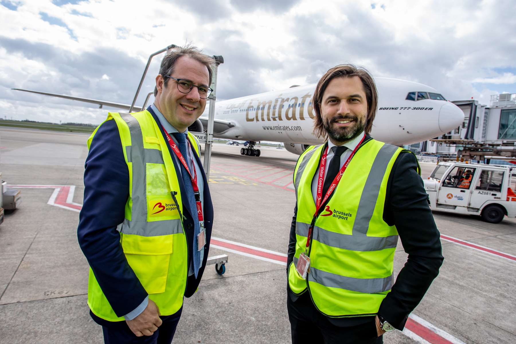 Georges-Louis Bouchez en visite à Brussels Airport, avec David Clarinval, et chez Thales