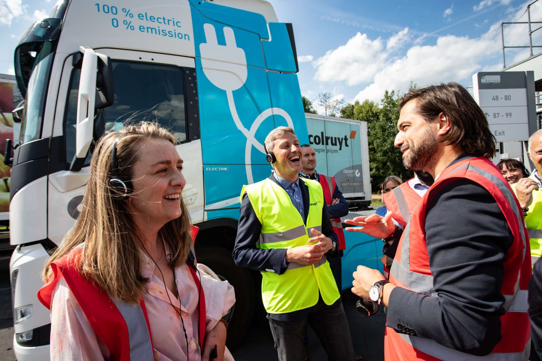 Georges-Louis Bouchez visite le centre de distribution du groupe Colruyt