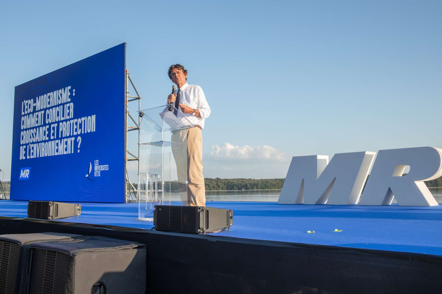 Discours de Luc Ferry – Comment concilier croissance et protection de l’environnement ?