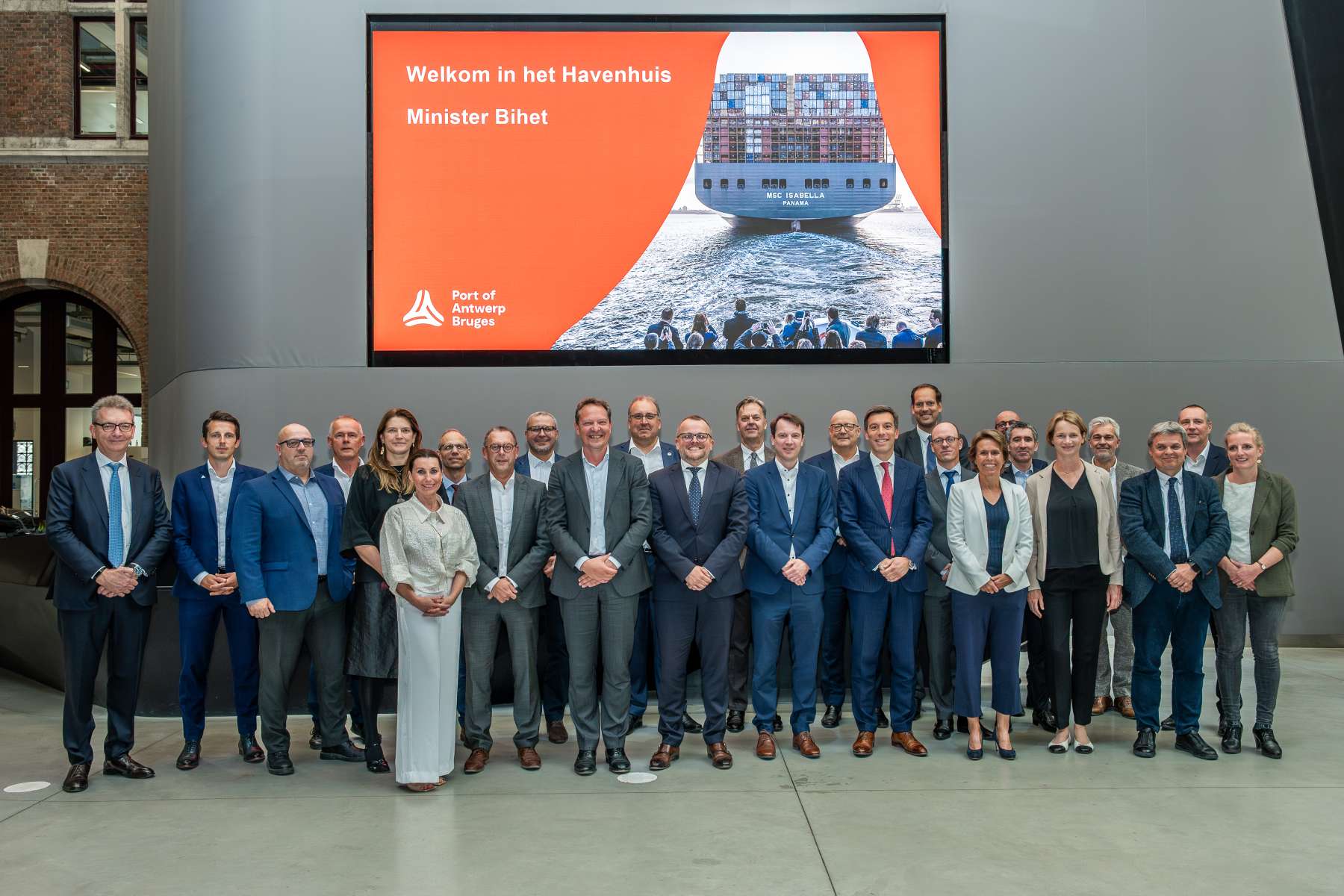 Le Ministre de l’Énergie, Mathieu Bihet, en visite chez EXMAR et au Port d’Anvers-Bruges : l’énergie comme levier de souveraineté et de compétitivité