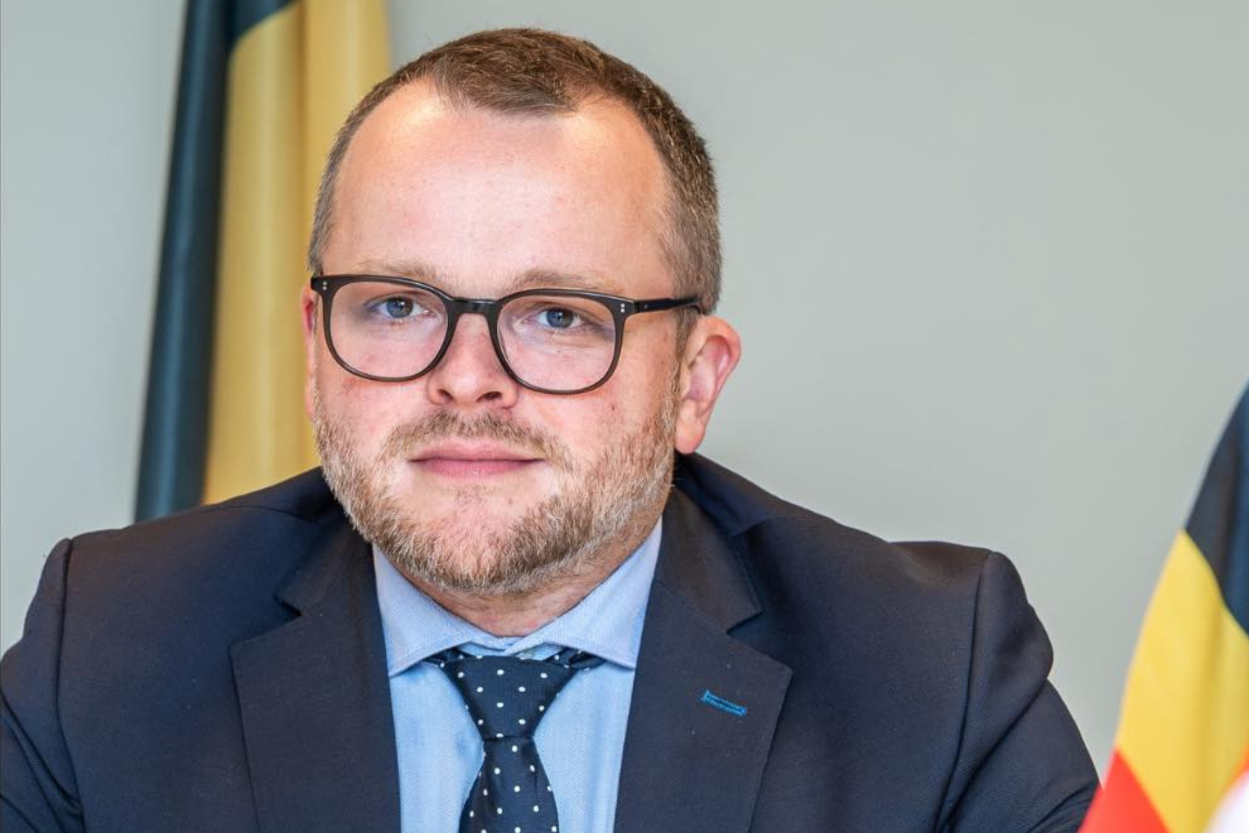 Le ministre de l’énergie Mathieu Bihet fait économiser 3 milliards d’euros aux citoyens