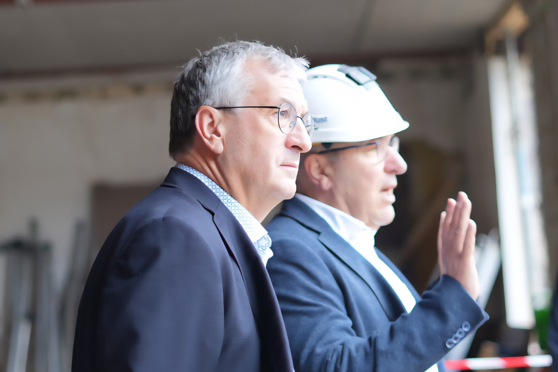 Pierre-Yves Jeholet : “On ne redresse pas l’économie en la sabotant tous les 15 jours”