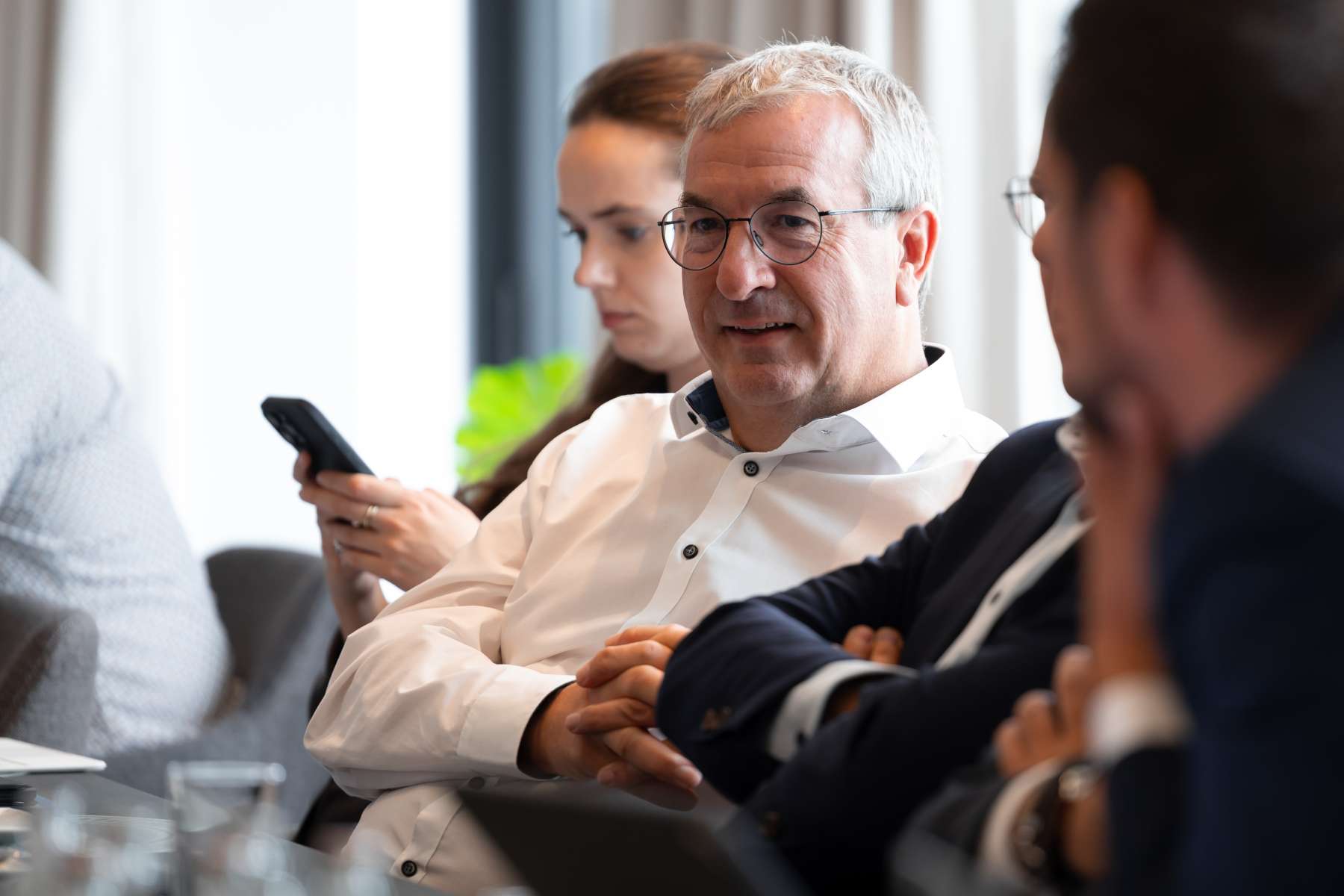 Budget wallon 2026 – Pierre-Yves Jeholet, Ministre de l’Emploi, réagit quant aux 52,5 millions d’économie sur les emplois APE :  “J’assume pleinement le choix politique”