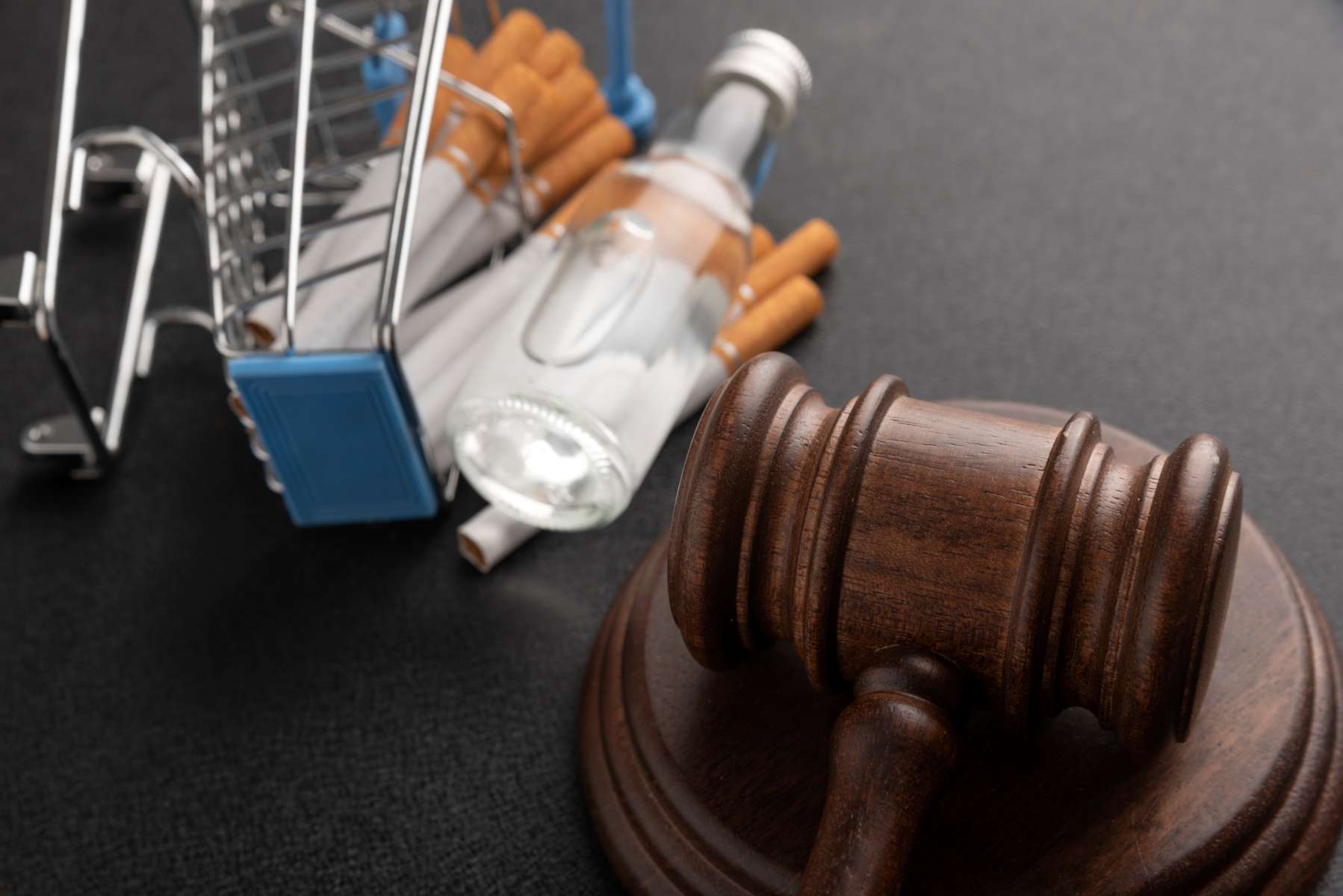 David Clarinval propose une diminution des accises sur le tabac et sur l’alcool